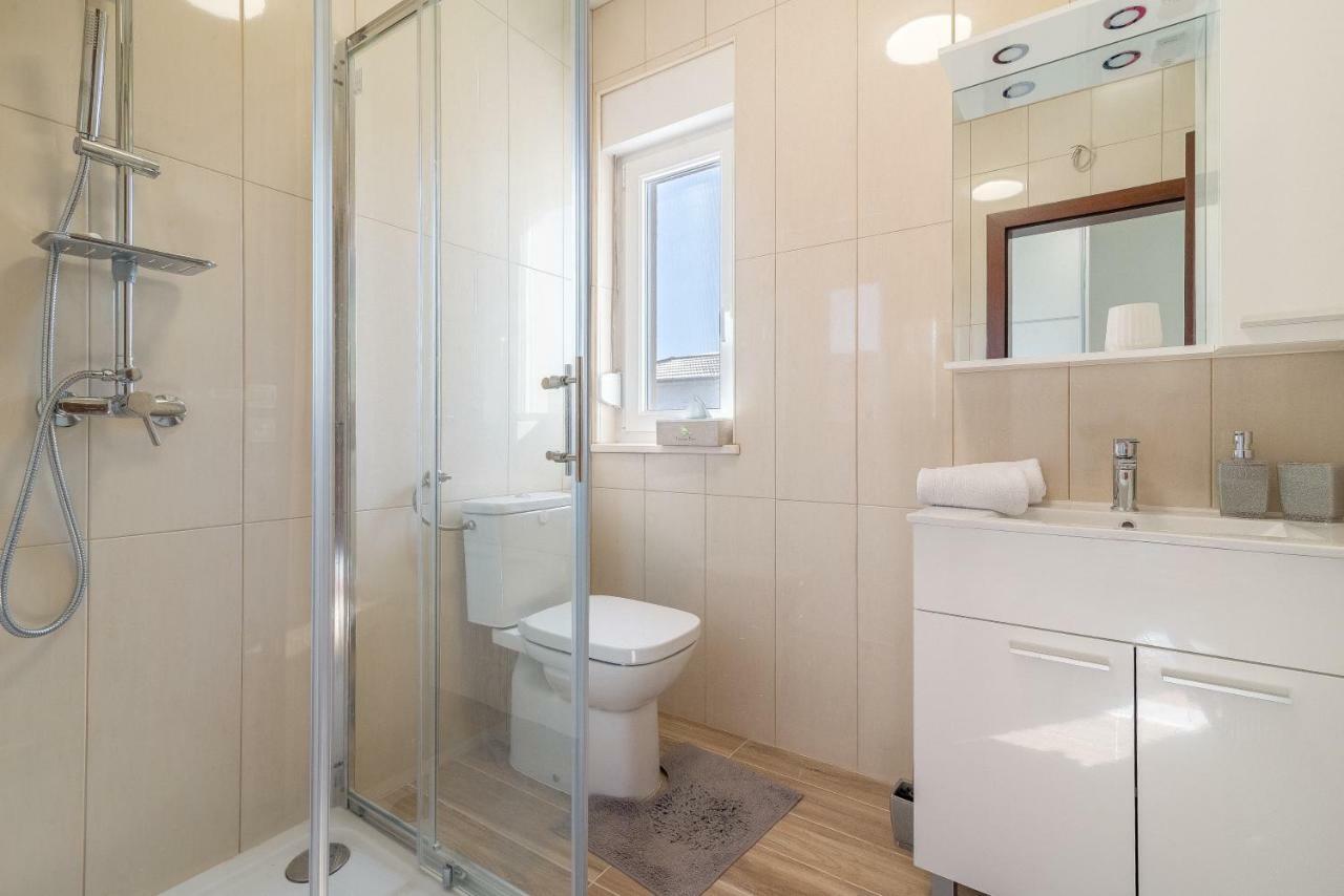 شقة Studio Apartman Rosa زاتون المظهر الخارجي الصورة